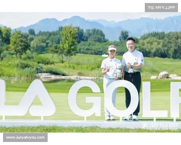 张秋麟青少年高尔夫赛一杆进洞却因失误失冠 最后一洞策略紧张导致败北